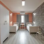 Hostel Kyosheto *